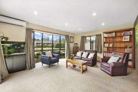 Photo of property in 8 De Renzie Place, Kirwee, Darfield, 7571