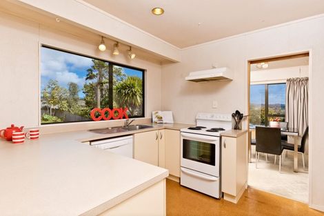 Photo of property in 21 Gala Place, Henderson, Auckland, 0612