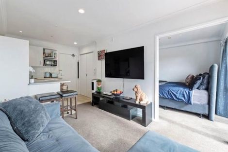 Photo of property in The Rennaissance, 5j/18 Ronwood Avenue, Manukau, Auckland, 2104