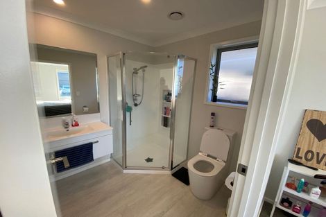 Photo of property in 33 Hills View Drive, Papamoa, 3118