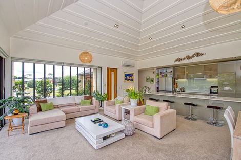 Photo of property in 1 Park Avenue, Mangawhai Heads, Mangawhai, 0505