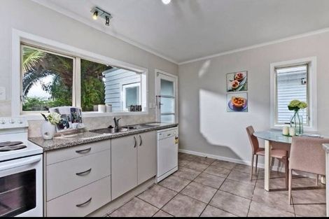 Photo of property in 1/138 Forrest Hill Road, Forrest Hill, Auckland, 0620