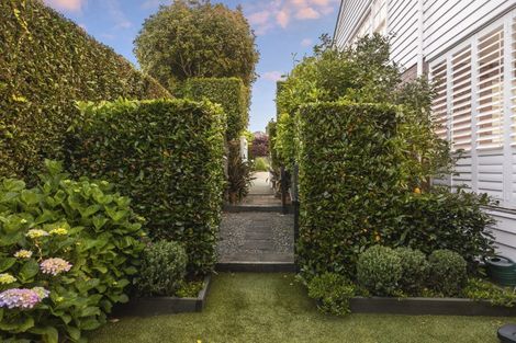 Photo of property in 2 Seaview Road, Remuera, Auckland, 1050