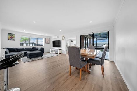 Photo of property in 2 Viv Green Place, Pokeno, 2402