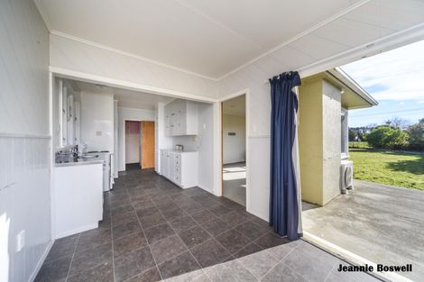 Photo of property in 582-588 Napier Road, Whakarongo, Palmerston North, 4470