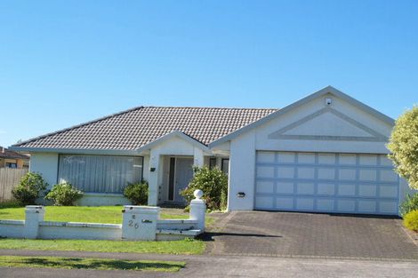 Photo of property in 28 Amberwood Drive, Northpark, Auckland, 2013