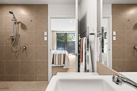 Photo of property in 9b Gillean Street, Havelock North, 4130