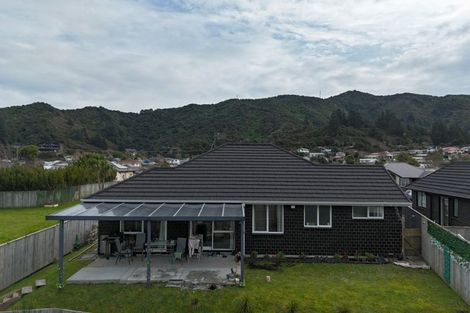 Photo of property in 21 Te Ara O Toroa, Wainuiomata, Lower Hutt, 5014