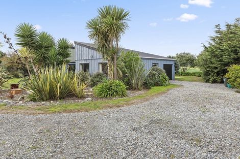 Photo of property in 13 Sylvia Way, Te Horo Beach, Otaki, 5581
