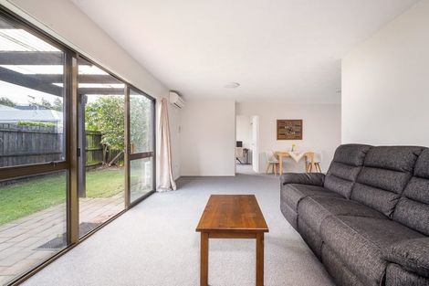 Photo of property in 2/112a Poulson Street, Addington, Christchurch, 8024