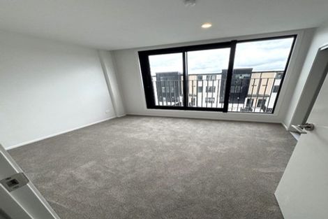 Photo of property in 9/19 Windlass Street, Long Bay, Auckland, 0630