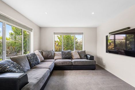 Photo of property in 38 Bradwell Crescent, Halswell, Christchurch, 8025