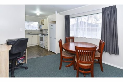 Photo of property in 10b Lane Road, Weymouth, Auckland, 2103