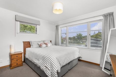 Photo of property in 16 Jennifer Place, Papatoetoe, Auckland, 2025