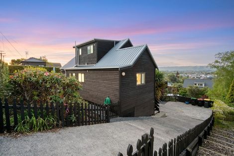 Photo of property in 21 Tweed Street, Kinmont Park, Mosgiel, 9024