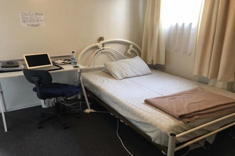 Photo of property in 118 Hillcrest Road, Hillcrest, Hamilton, 3216