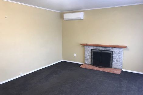 Photo of property in 10 Bacot Place, Howick, Auckland, 2014