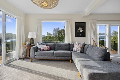 Photo of property in 53 Seaview Road, Paremata, Porirua, 5024