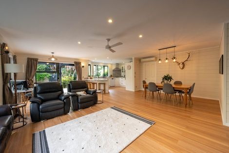 Photo of property in 28 Grove Avenue, Weston, Oamaru, 9401