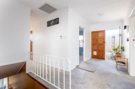 Photo of property in 5h Pembroke Street, Westown, New Plymouth, 4310