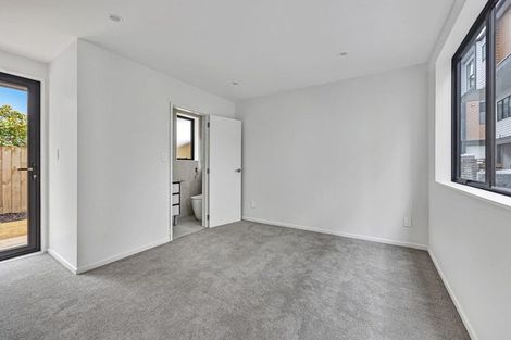 Photo of property in 10/15 Crayford Street, Avondale, Auckland, 1026
