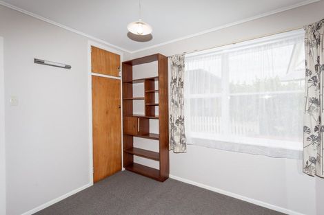 Photo of property in 19 Great North Road, Saint Johns Hill, Whanganui, 4501