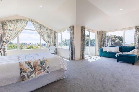 Photo of property in 15 Compass Court, Paraparaumu, 5032