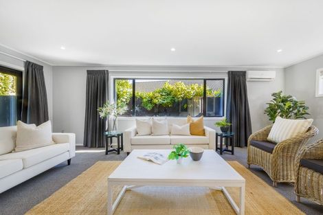 Photo of property in 17 Sayers Crescent, Ilam, Christchurch, 8041