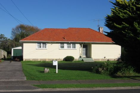 Photo of property in 72 Cambridge Terrace, Papatoetoe, Auckland, 2025