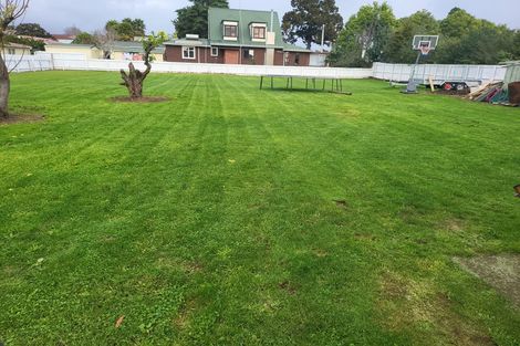 Photo of property in 246 Hepburn Road, Glendene, Auckland, 0602