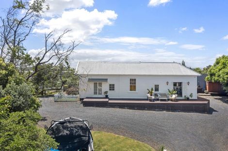 Photo of property in 23 Main Road, Raglan, 3225