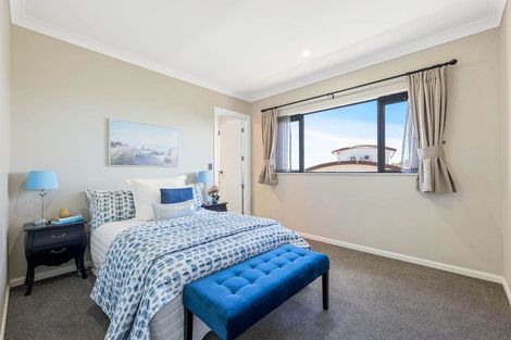 Photo of property in 41 Compass Way, Half Moon Bay, Auckland, 2012