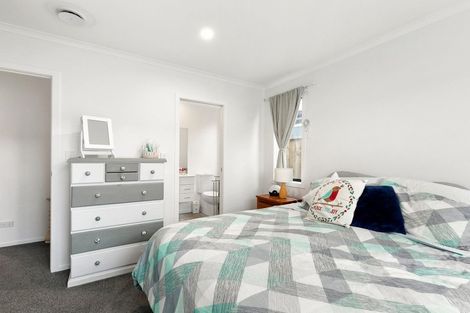 Photo of property in 28 Foley Grove, Pyes Pa, Tauranga, 3110