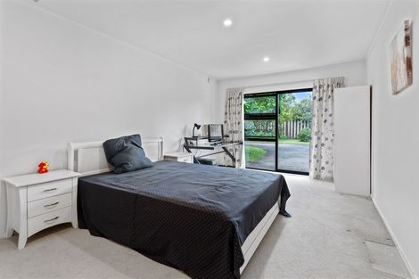 Photo of property in 1/5 Colleen Norma Place, Half Moon Bay, Auckland, 2012