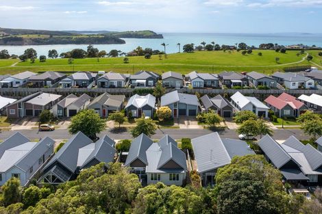 Photo of property in 39 Cape Cod Drive, Gulf Harbour, Whangaparaoa, 0930