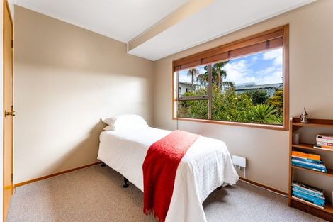 Photo of property in 2/9 Newhaven Terrace, Mairangi Bay, Auckland, 0630