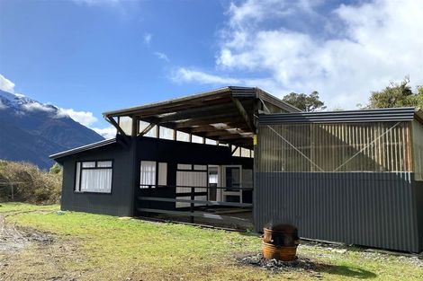 Photo of property in 4730 Otira Highway, Jacksons, Inchbonnie, 7875