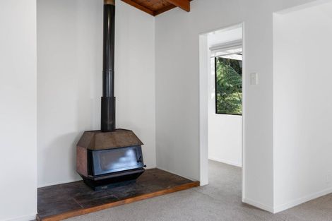 Photo of property in 14 Poneke Drive, Waikanae, 5036