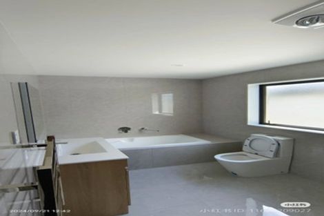 Photo of property in 72c Eban Avenue, Hillcrest, Auckland, 0627