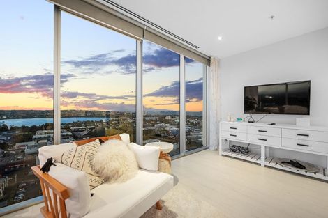 Photo of property in Sentinel Apartments, 1604/3 Northcroft Street, Takapuna, Auckland, 0622