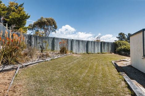 Photo of property in 4a Lanes Road, Bridge Hill, Alexandra, 9320