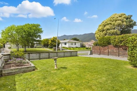 Photo of property in 26a Matai Street, Waikanae, 5036
