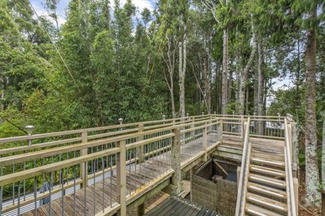 Photo of property in 220 Woodlands Park Road, Titirangi, Auckland, 0604