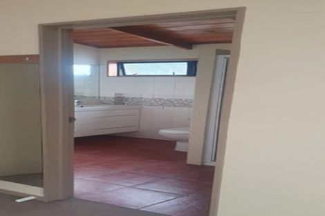 Photo of property in 171 Motutara Road, Muriwai, Waimauku, 0881