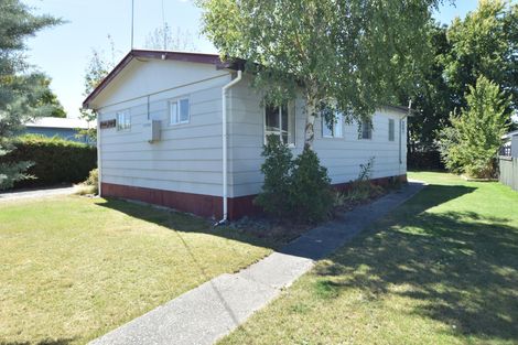 Photo of property in 10 Cass Crescent, Twizel, 7901