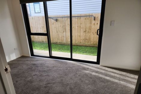 Photo of property in 36a Poruru Close, Papakura, 2110