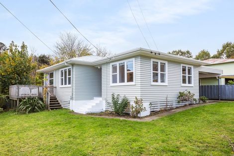Photo of property in 5 Gawler Grove, Wainuiomata, Lower Hutt, 5014