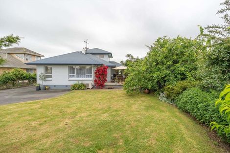 Photo of property in 328 Cambridge Road, Hillcrest, Hamilton, 3216
