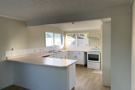 Photo of property in 43 Arthur Crescent, Hilltop, Taupo, 3330