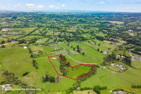 Photo of property in 14 Bobs Way, Dairy Flat, 0792